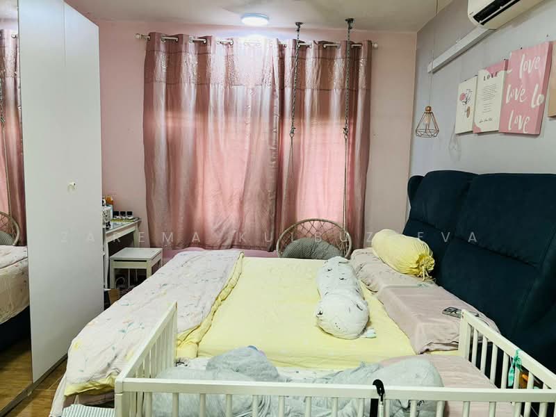 Apartment for Sale at Sri Ledang - Zarema Kulbuzheva - Bedroom - PropertyGuru.com.my
