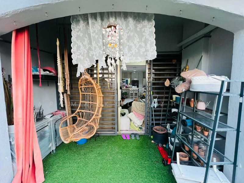 Apartment for Sale at Sri Ledang - Zarema Kulbuzheva - Balcony - PropertyGuru.com.my