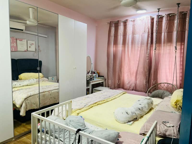 Apartment for Sale at Sri Ledang - Zarema Kulbuzheva - Bedroom - PropertyGuru.com.my