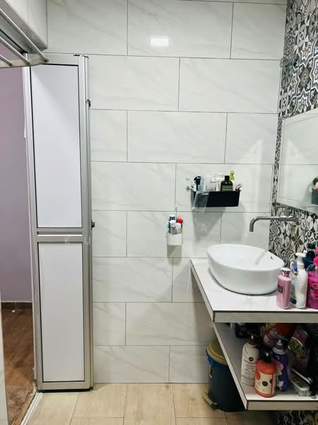 Apartment for Sale at Sri Ledang - Zarema Kulbuzheva - Bathroom - PropertyGuru.com.my