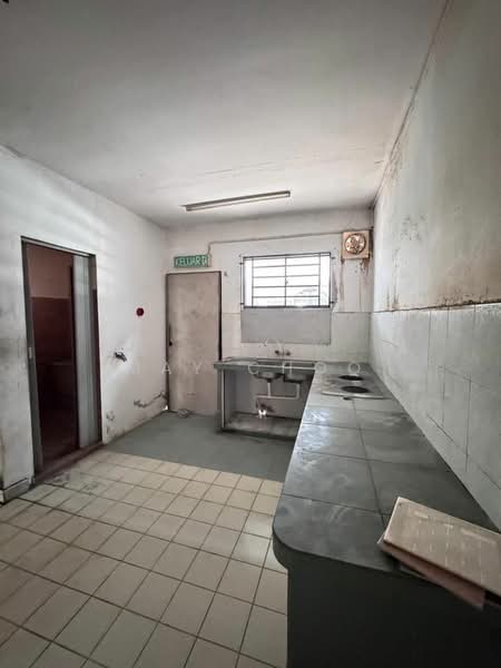 Taman perwira untuk Untuk Dijual - RM 400,000, Mac 2026 - Kitchen - PropertyGuru.com.my