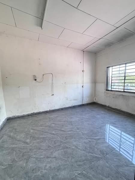 Taman perwira untuk Untuk Dijual - RM 400,000, Mac 2026 - Interior - PropertyGuru.com.my