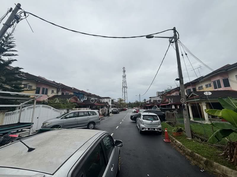 3-storey Terraced House for Sale in Taman Bangi Villa (Bangi) - Raymond Chong - Exterior - PropertyGuru.com.my