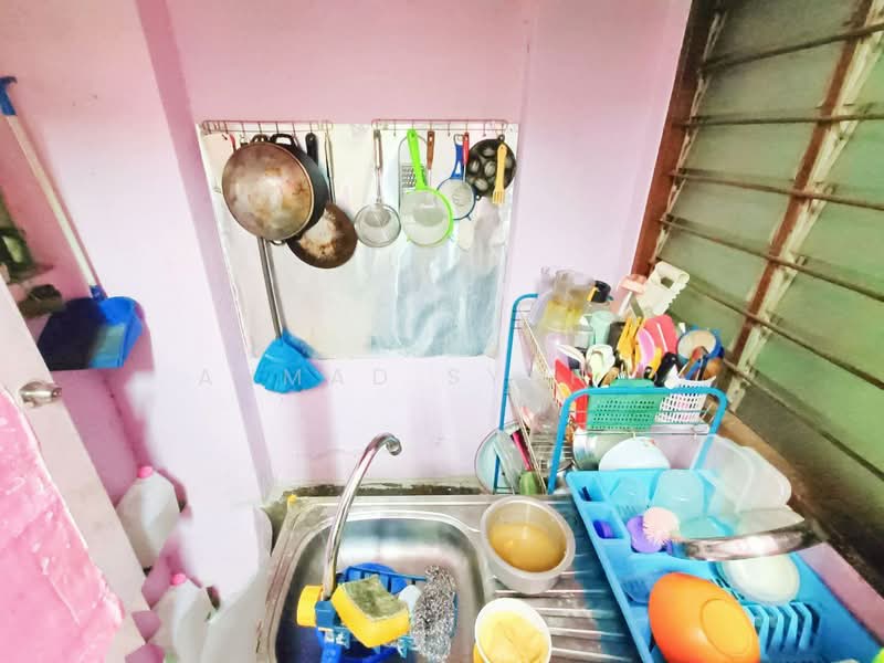 Flat for Sale at Angsana - Ahmad Syafiq - Kitchen - PropertyGuru.com.my