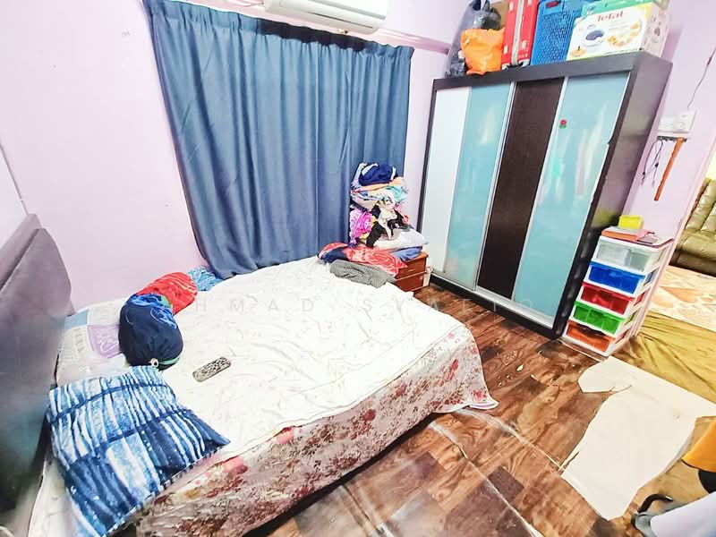 Flat for Sale at Angsana - Ahmad Syafiq - Bedroom - PropertyGuru.com.my
