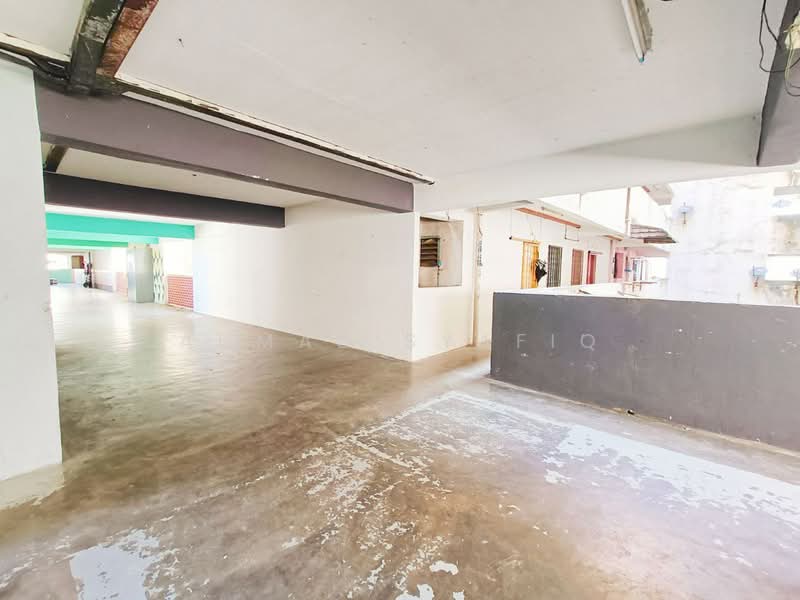 Flat for Sale at Angsana - Ahmad Syafiq - Corridor - PropertyGuru.com.my