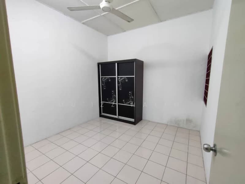 Townhouse for Sale in Taman Puncak Perdana (Shah Alam) - Mu'izz Halim - PropertyGuru.com.my