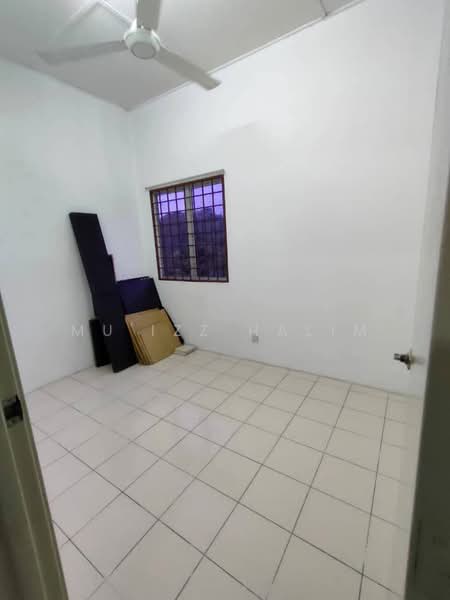 Townhouse for Sale in Taman Puncak Perdana (Shah Alam) - Mu'izz Halim - PropertyGuru.com.my