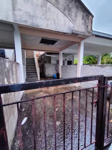 Townhouse for Sale in Taman Puncak Perdana (Shah Alam) - Mu'izz Halim - PropertyGuru.com.my