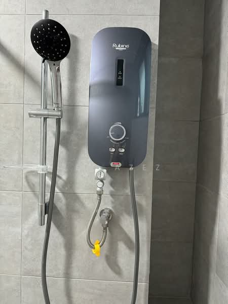 Service Residence for Rent at Cubic Botanical - Zev Azez - Bathroom - PropertyGuru.com.my