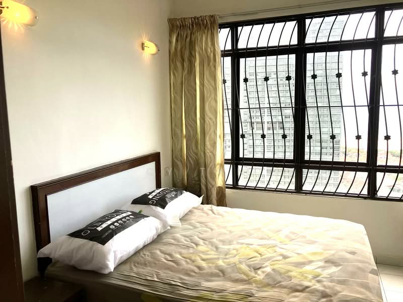 Condominium for Rent at Gold Coast Resort Condominium - CY Tan - Bedroom - PropertyGuru.com.my