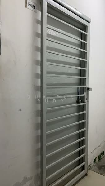 Flat for Rent at Damai Utama - Shaiful Rudy - Entrance - PropertyGuru.com.my