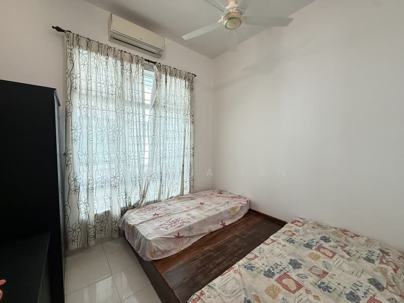1-storey Terraced House for Sale in Taman Cheng Setia (Cheng) - Ramona Tan - Bedroom - PropertyGuru.com.my