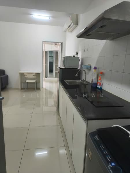 Domain 5 @ NeoCyber untuk Untuk Disewa - RM 1,100 /bulan, Feb 2026 - Kitchen - PropertyGuru.com.my
