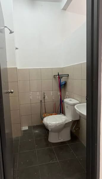 TAMAN SERI MAJU untuk Untuk Disewa - RM 1,200 /bulan, Mac 2026 - Bathroom - PropertyGuru.com.my