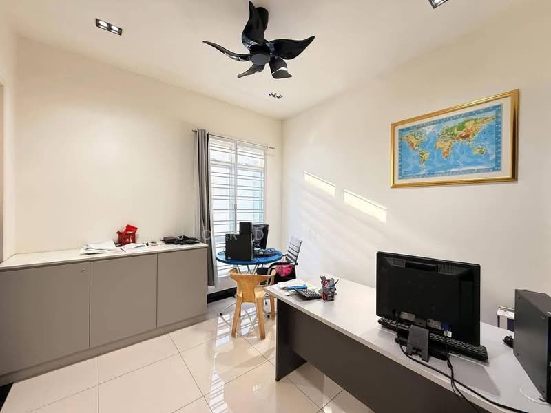 Cluster House for Sale in Setia Tropika (Johor Bahru) - Jordan . - Study - PropertyGuru.com.my