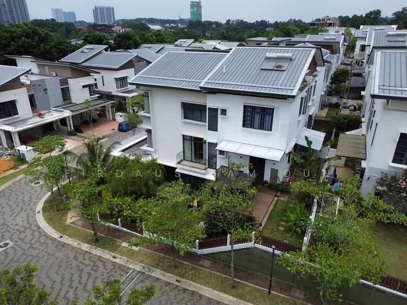 Semi-Detached House for Sale in Seri Kembangan (Selangor) - Firdaus Hamidun - PropertyGuru.com.my