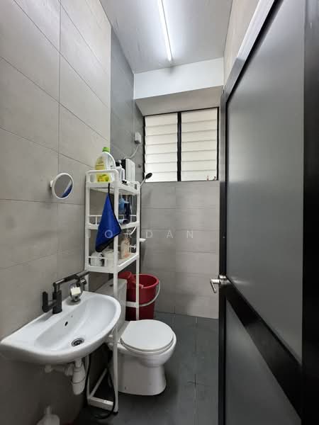 2-storey Terraced House for Sale in Bandar Seri Alam (Masai) - Jordan . - Bathroom - PropertyGuru.com.my
