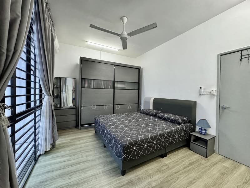 2-storey Terraced House for Sale in Bandar Seri Alam (Masai) - Jordan . - Bedroom - PropertyGuru.com.my