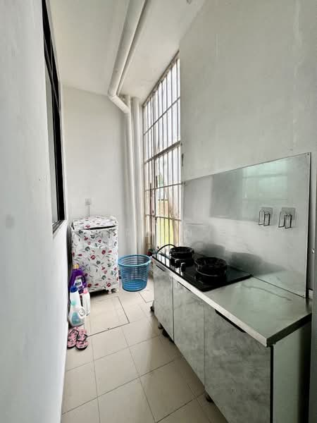 2-storey Terraced House for Sale in Bandar Seri Alam (Masai) - Jordan . - Kitchen - PropertyGuru.com.my