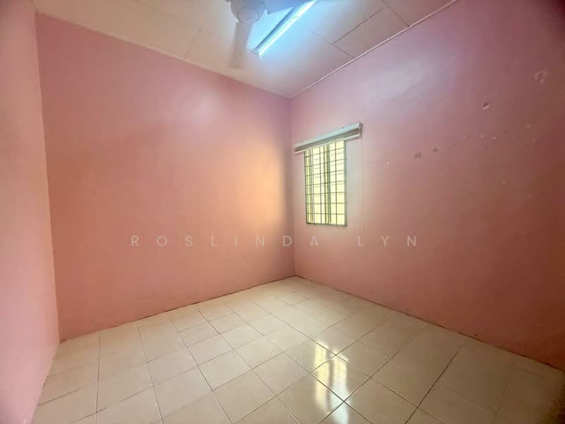 Taman Nusari Bayu 1, Bandar Seri Sendayan untuk Untuk Dijual - RM 290,000, Feb 2026 - Interior - PropertyGuru.com.my