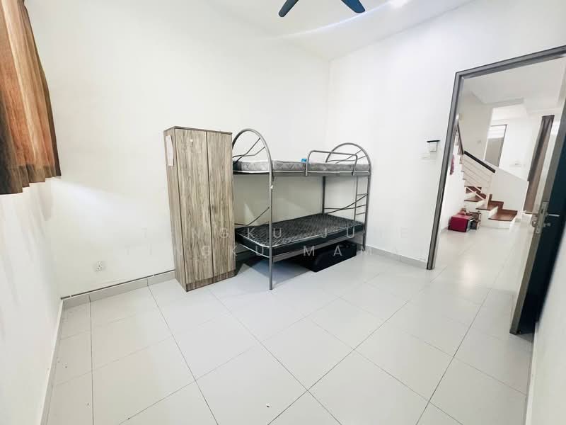 2-storey Terraced House for Sale in Nilai (Negeri Sembilan) - Tengku June Tengku Mamat - Bedroom - PropertyGuru.com.my