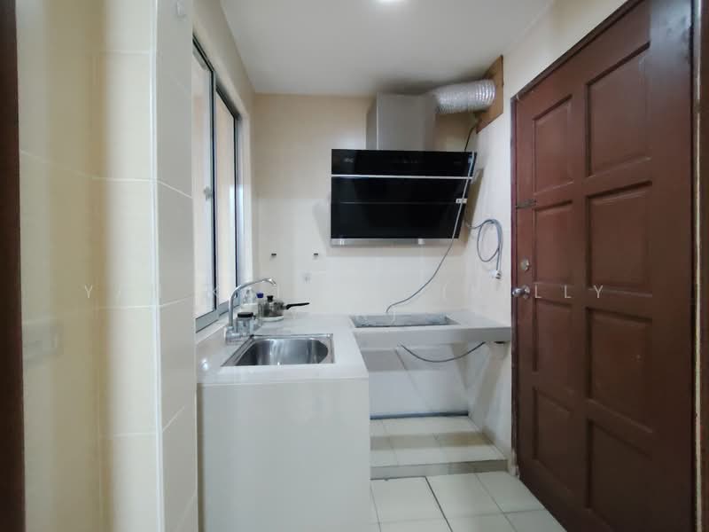 Terraced House for Sale in Bandar Mahkota Cheras (Cheras) - Yan Kai Lit (Kelly Yan) - Wet Kitchen Extension - PropertyGuru.com.my
