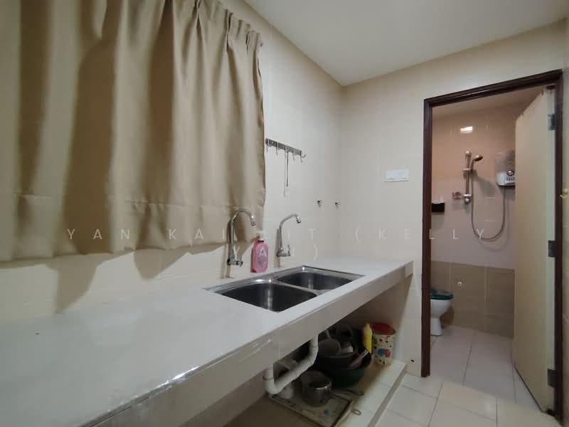 Terraced House for Sale in Bandar Mahkota Cheras (Cheras) - Yan Kai Lit (Kelly Yan) - Wet Kitchen Extension & Bathroom - PropertyGuru.com.my