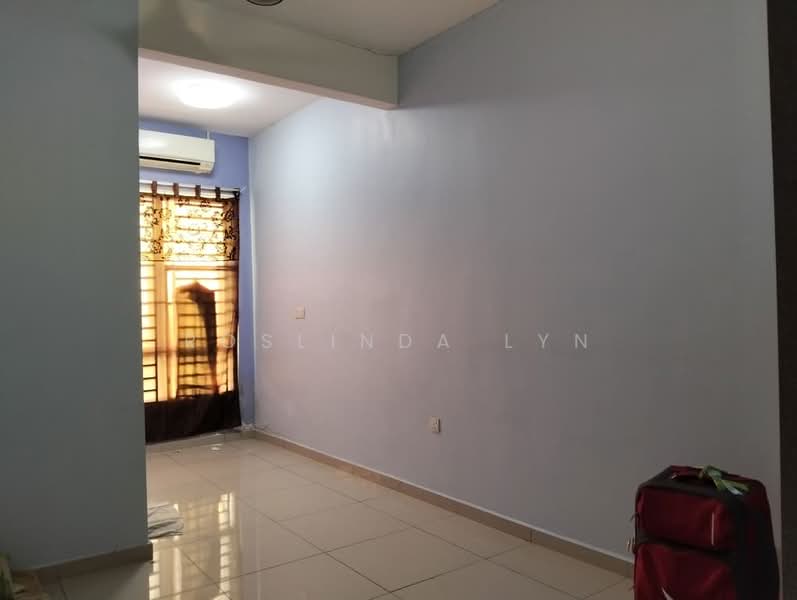 Taman Nusari Aman 2, Bandar Seri Sendayan untuk Untuk Dijual - RM 598,000, Feb 2026 - Interior - PropertyGuru.com.my