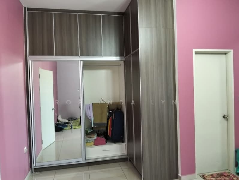 Taman Nusari Aman 2, Bandar Seri Sendayan untuk Untuk Dijual - RM 598,000, Feb 2026 - Bedroom - PropertyGuru.com.my