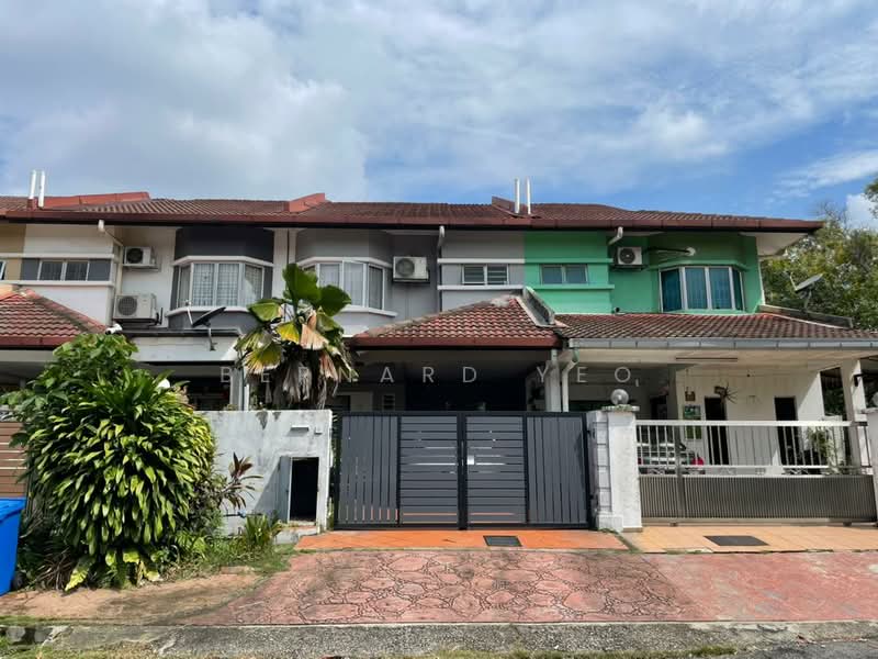 2-storey Terraced House for Sale in Desa Subang (Sungai Buloh) - Bernard Yeo - Exterior - PropertyGuru.com.my