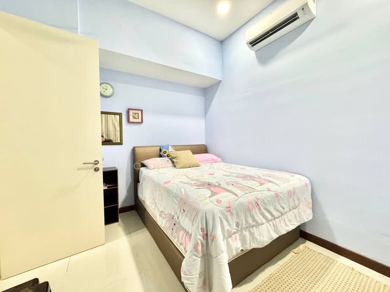 Semi-Detached House for Sale in Seri Kembangan (Selangor) - Loharaj . - Bedroom - PropertyGuru.com.my