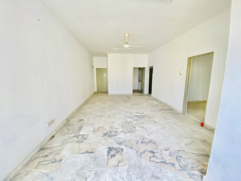 Apartment for Sale at Pangsapuri Lagoon Perdana - Erin Yusof - Living Room - PropertyGuru.com.my