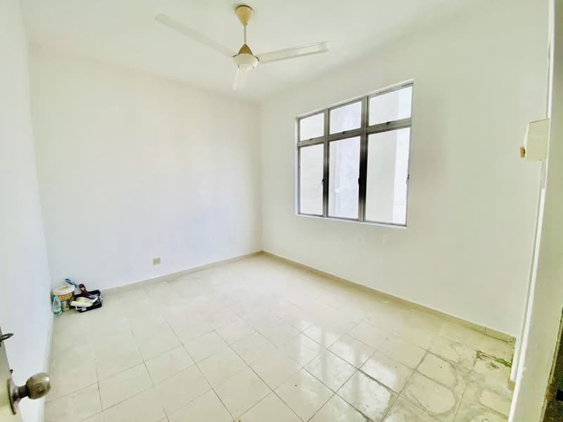 Apartment for Sale at Pangsapuri Lagoon Perdana - Erin Yusof - Interior - PropertyGuru.com.my