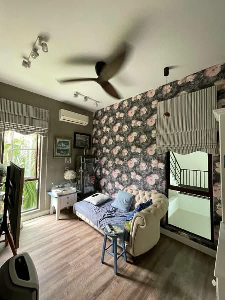 Condominium for Sale at Isle of Kamares - muharni sawarin - Living Room - PropertyGuru.com.my