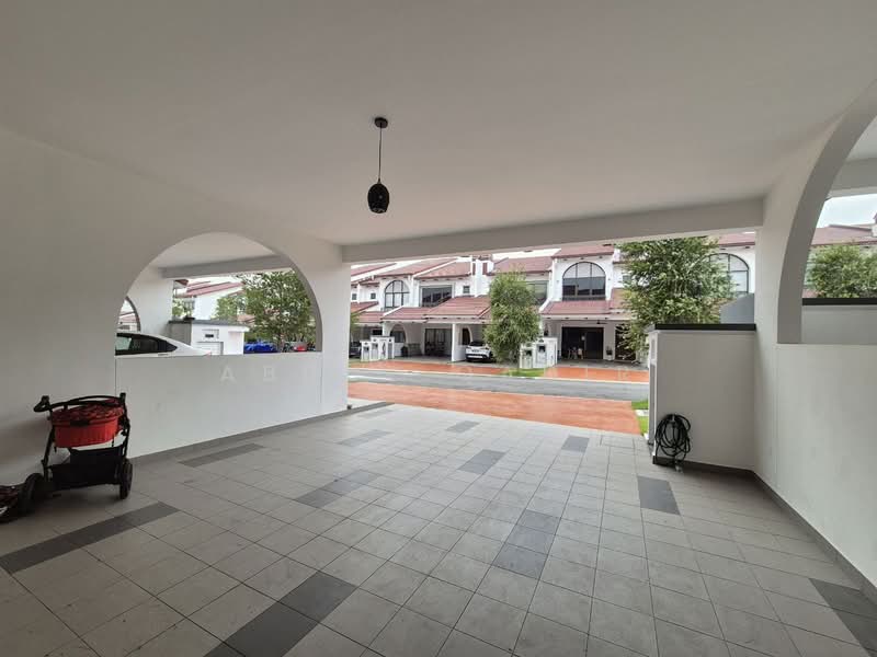 For Sale - Setia Safiro