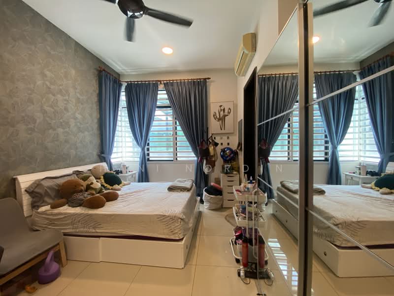 Rumah Berkembar untuk Dijual di Dengkil (Selangor) - Hani Nordin - Bedroom - PropertyGuru.com.my