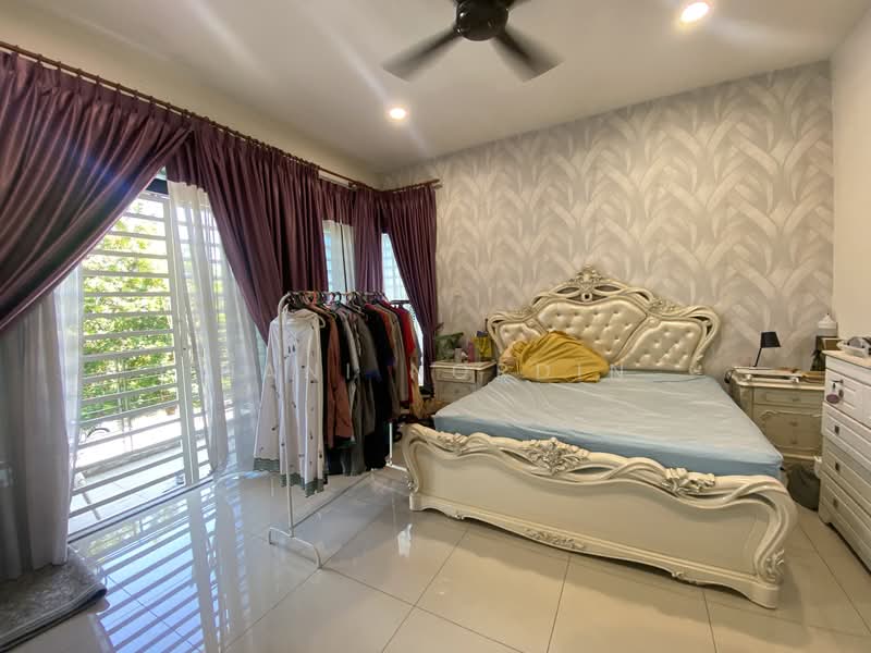 Rumah Berkembar untuk Dijual di Dengkil (Selangor) - Hani Nordin - Bedroom - PropertyGuru.com.my