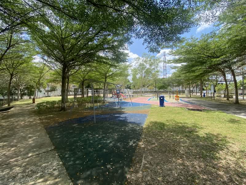 Semi-Detached House for Sale in Dengkil (Selangor) - Hani Nordin - Garden - PropertyGuru.com.my