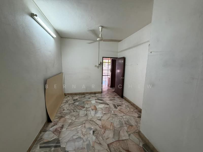 Semi-Detached House for Sale in Sungai Nibong (Bayan Lepas) - Bernard Chew - Interior - PropertyGuru.com.my