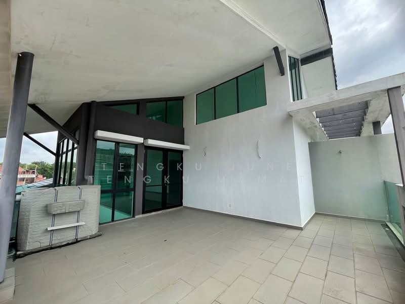 Bungalow Taman Universiti Bangi untuk Untuk Dijual - RM 1,600,000, Feb 2026 - Exterior - PropertyGuru.com.my
