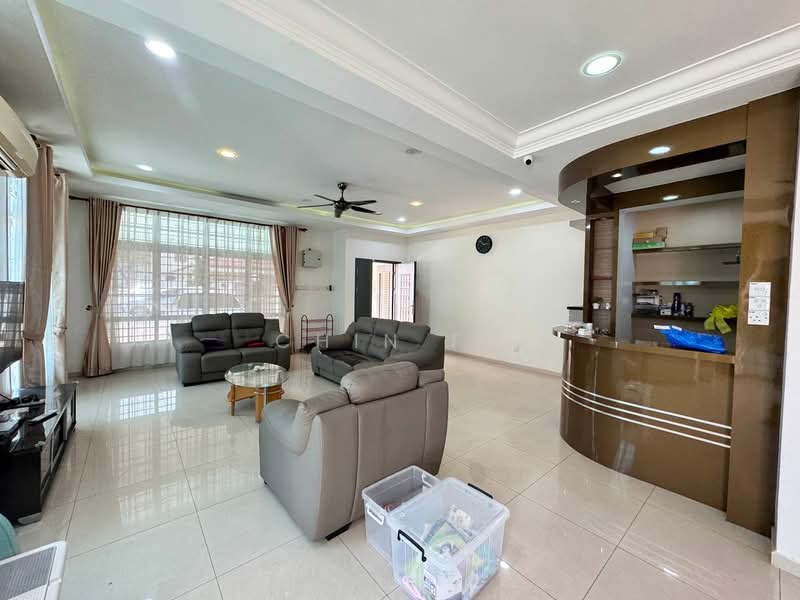 Taman Semabok Perdana untuk Untuk Dijual - RM 1,050,000, Feb 2026 - Living Room - PropertyGuru.com.my