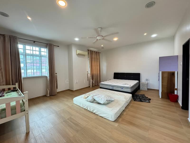 Taman Semabok Perdana untuk Untuk Dijual - RM 1,050,000, Feb 2026 - Bedroom - PropertyGuru.com.my