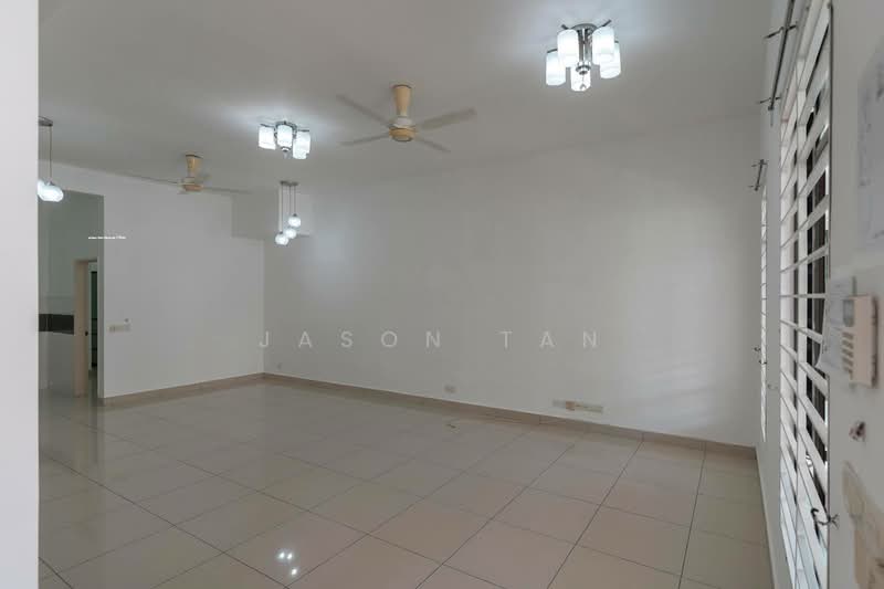 2-storey Terraced House for Rent in Shah Alam (Selangor) - Jason Tan - Living Room - PropertyGuru.com.my