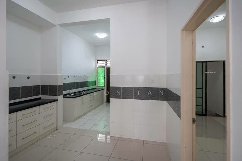 2-storey Terraced House for Rent in Shah Alam (Selangor) - Jason Tan - Kitchen - PropertyGuru.com.my