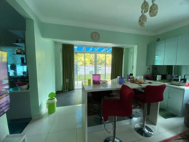 Bungalow for Sale in Shah Alam (Selangor) - R Azlin - Kitchen - PropertyGuru.com.my