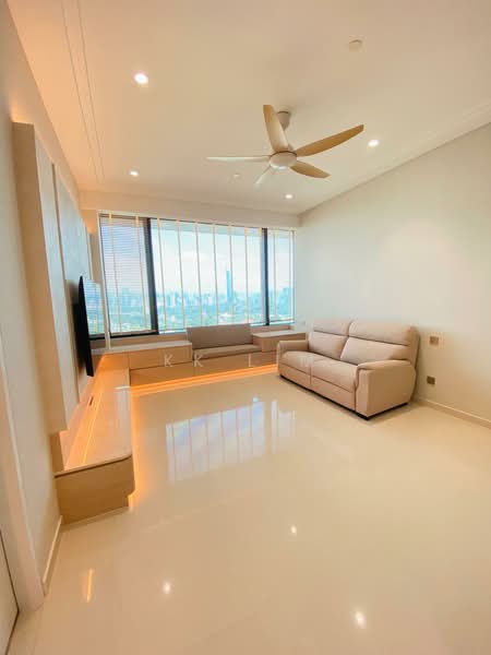Kediaman Servis untuk Disewa di Regent Suites @ Pavilion Damansara Heights - KK Lim - Living Room - PropertyGuru.com.my