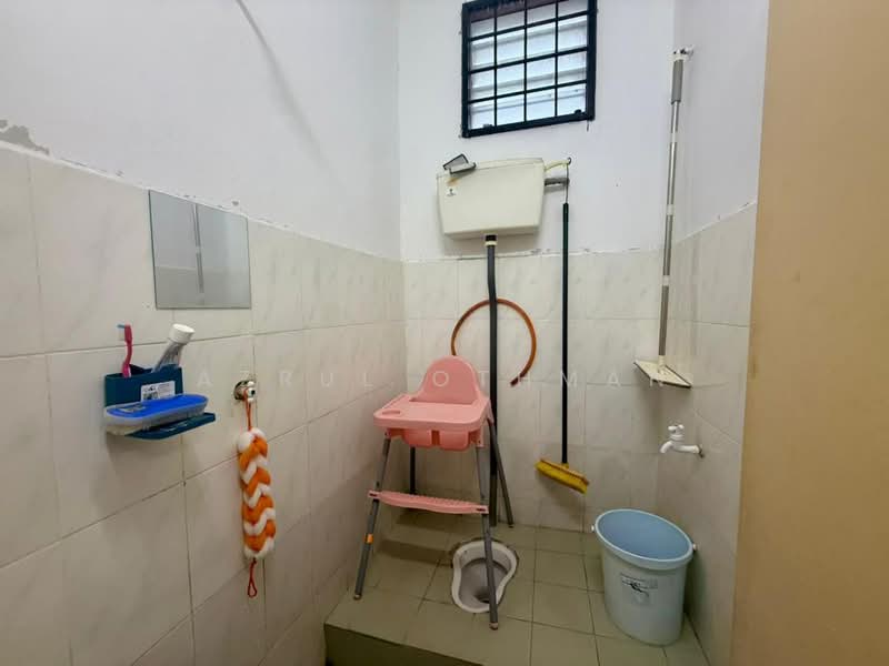 Taman Politeknik untuk Untuk Dijual - RM 200,000, Feb 2026 - Bathroom - PropertyGuru.com.my