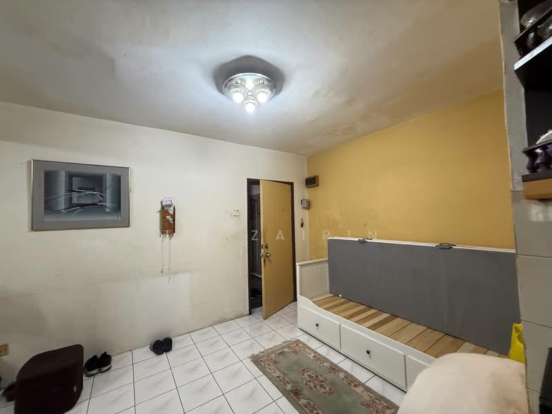 saujana apartment untuk Untuk Dijual - RM 230,000, Feb 2026 - Living Room - PropertyGuru.com.my