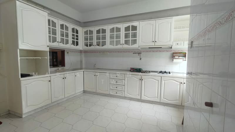 Condominium for Rent at Robson Court - Maria Bernadette Tan - Kitchen - PropertyGuru.com.my